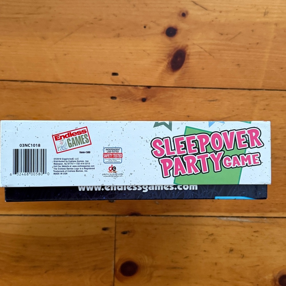 Sleepover Party Game in a Box 200 different stunts performances activities - Picture 6 of 10
